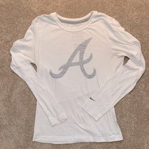Nike slim fit Atlanta Braves Long Sleeve